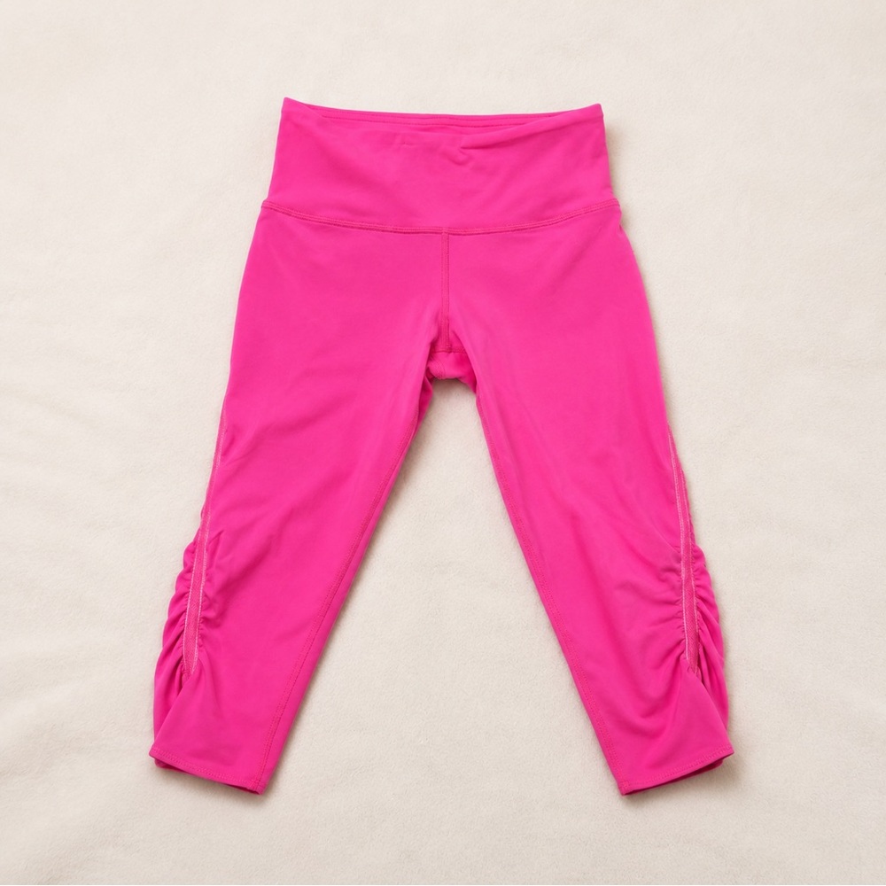 LULULEMON HOT PINK RUCHED LEG CROP PANTS
